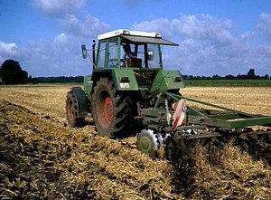 Gewerbe und Landwirtschaft Gewerbe und Landwirtschaft